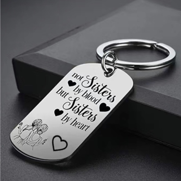 💖5 items for $25 Sale!💖 Sisters By Heart Silver Keychain Gift - Picture 2 of 4